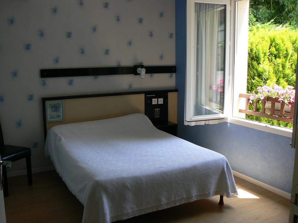 Hotel Restaurant Le Bourgneuf Morlaas Luaran gambar